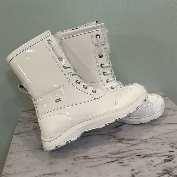 NEW! UGG Adirondack III Patent Leather Boot in White - Picture 11 of 12